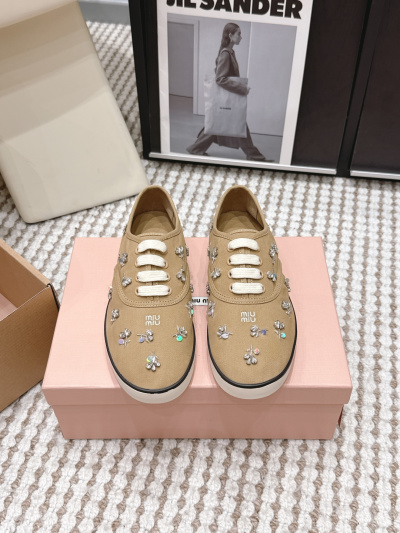 Miu Miu Кеды с вышивкой