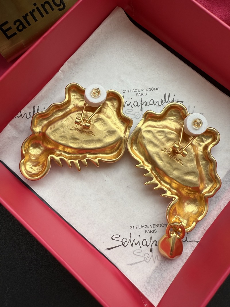 Серьги в виде глаз Schiaparelli