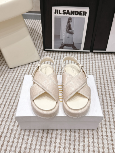 Дамские шлёпанцы Christian Dior с высокой платформой