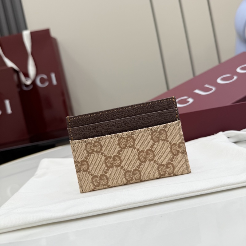 Картхолдер Gucci с монограммой