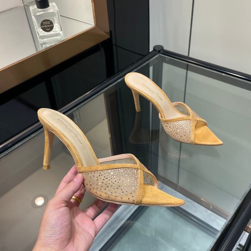 Женские мюли на высоком каблуке со стразами Gianvito Rossi