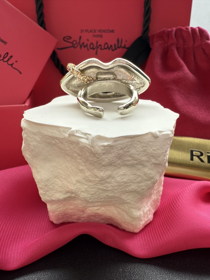 Кольцо Schiaparelli