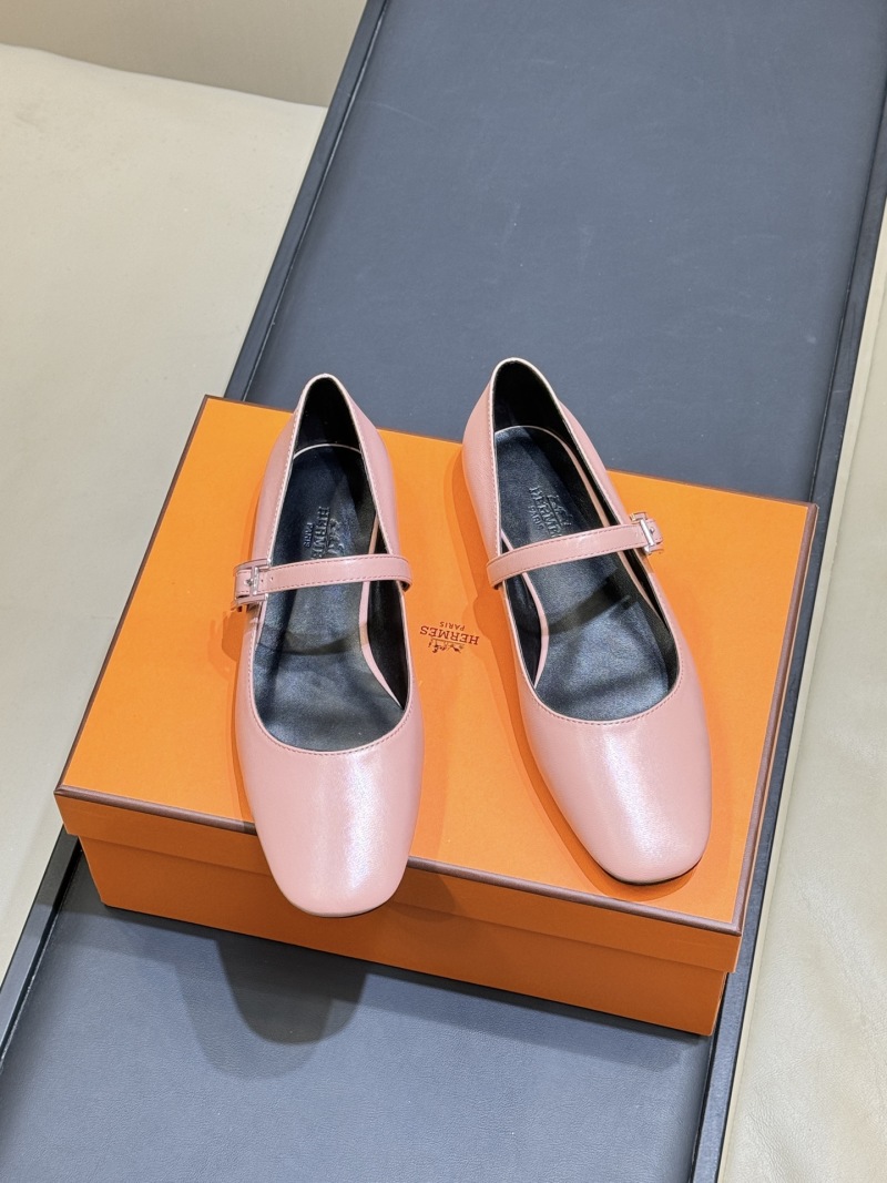 Женские туфли-лодочки с ремешком Hermès