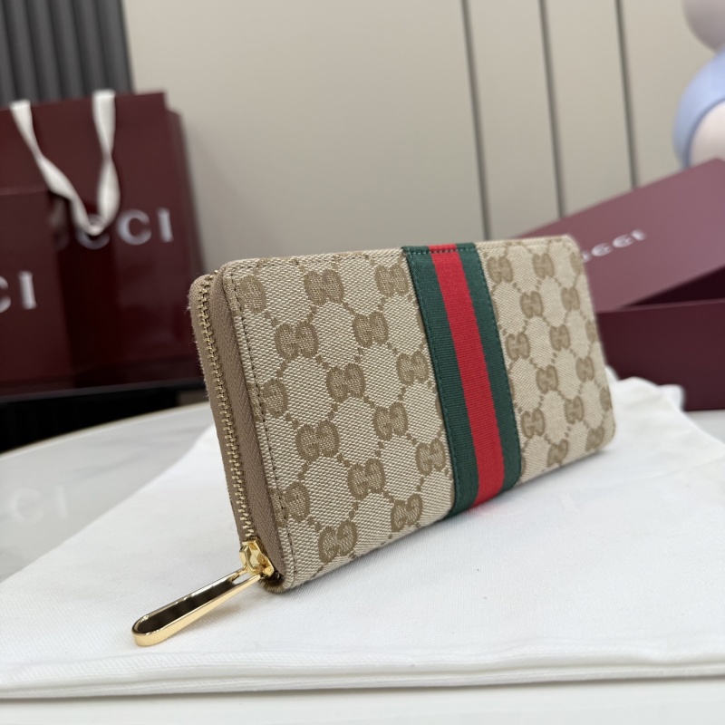 Портмоне Gucci с монограммой и полосой