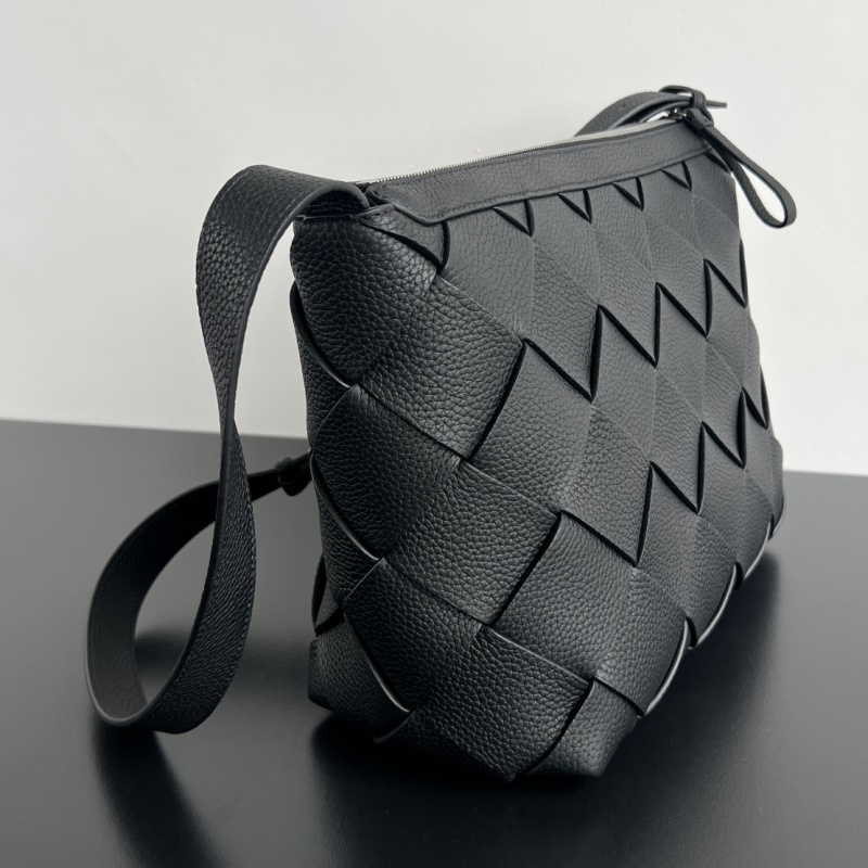 Черная плетеная сумка Bottega Veneta Diago