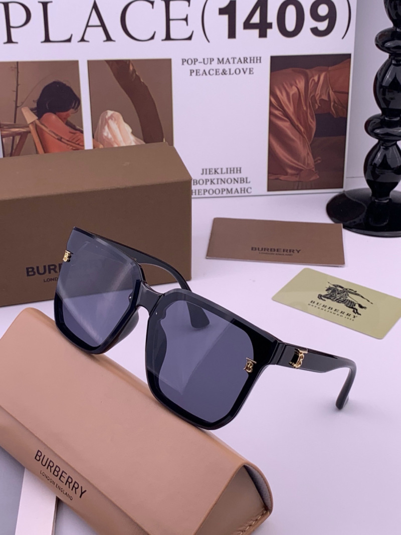Солнцезащитные очки квадратной модели B9132 Burberry