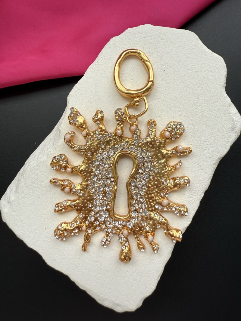Подвеска Schiaparelli в виде ключа