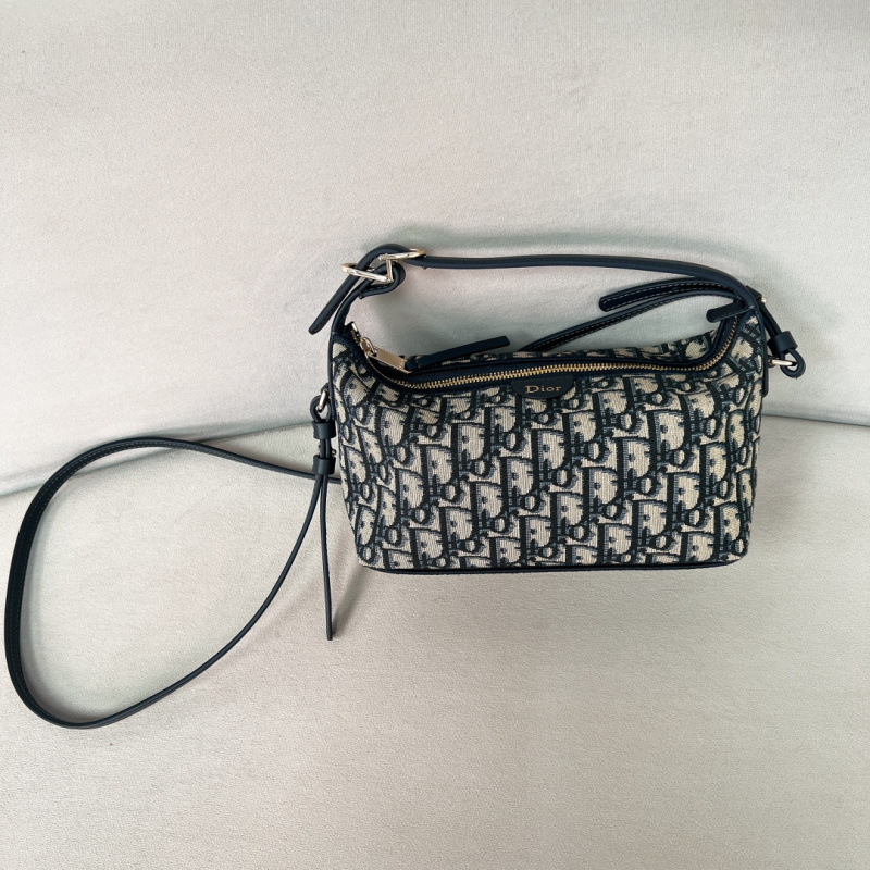 Сумка Dior Monogram с ремешком