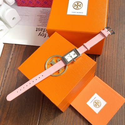Часы Tory Burch