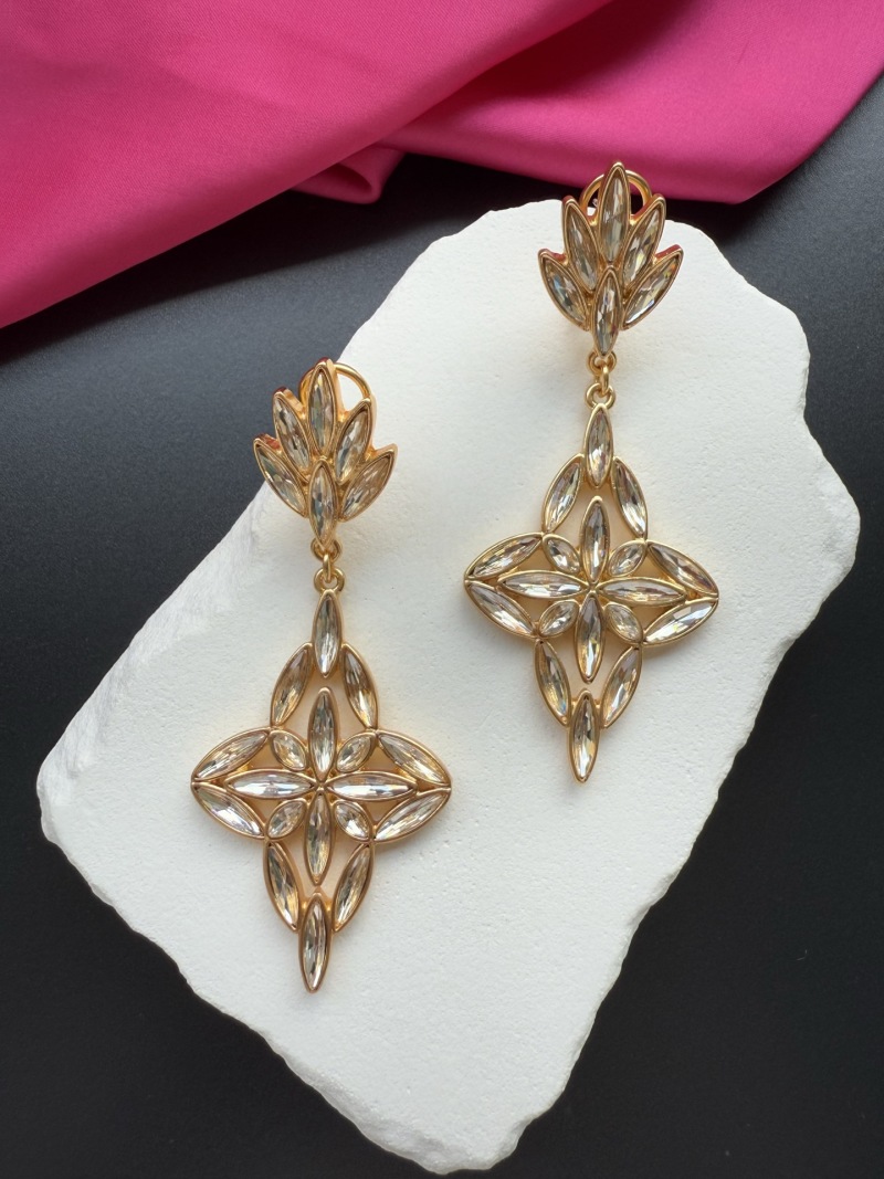 Серьги Schiaparelli