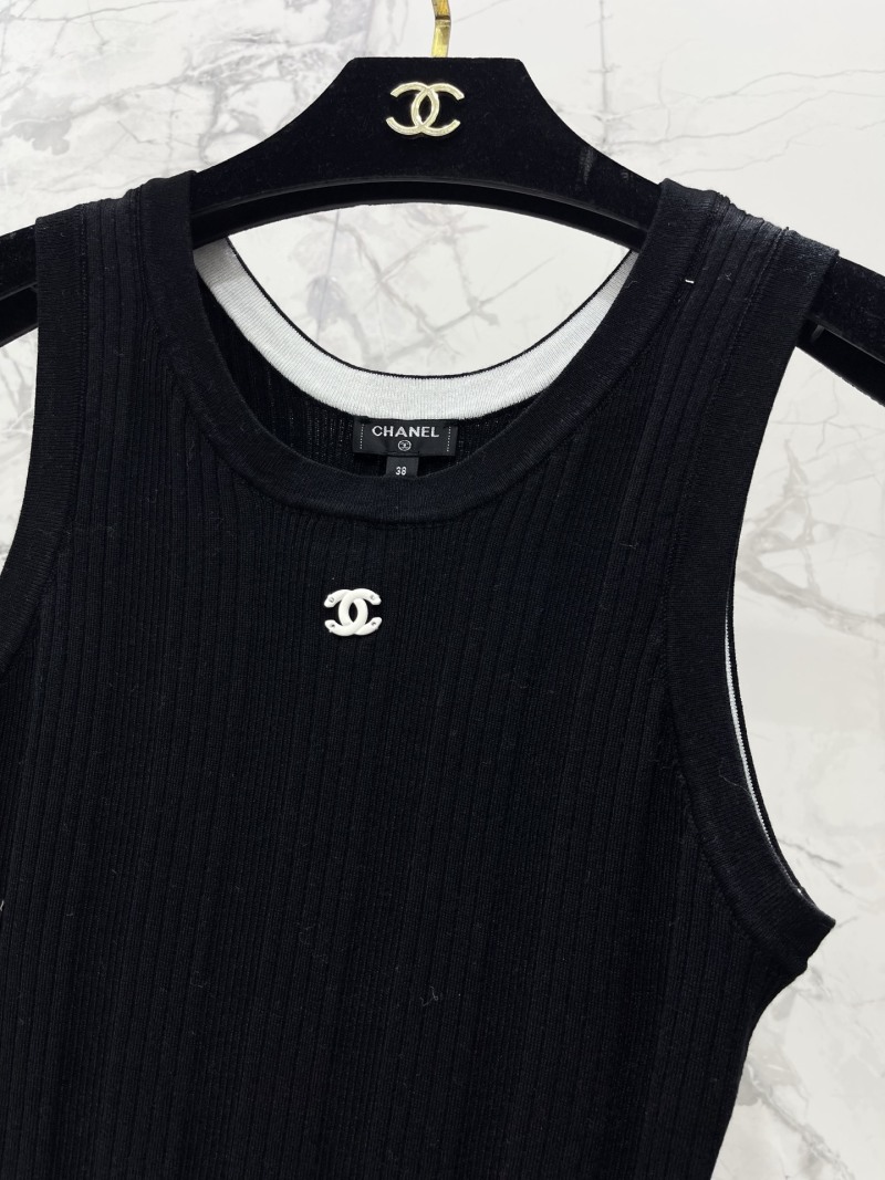 Женская вязаная жилетка черного цвета Chanel