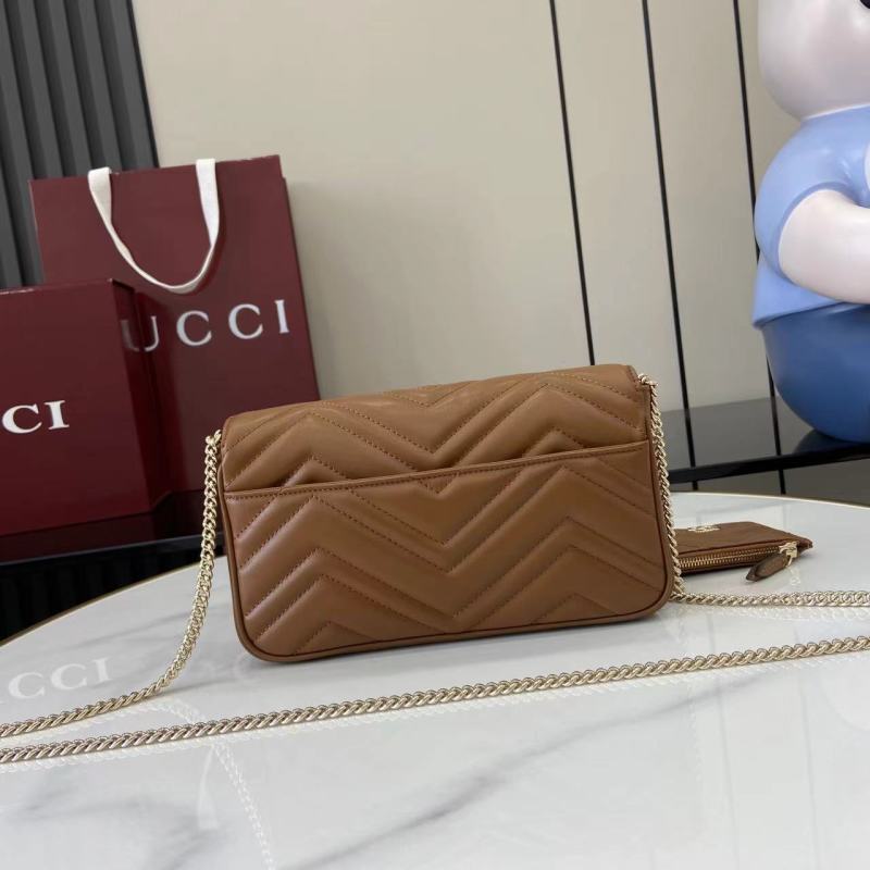 Кожаный клатч Gucci с цепочкой и кошельком