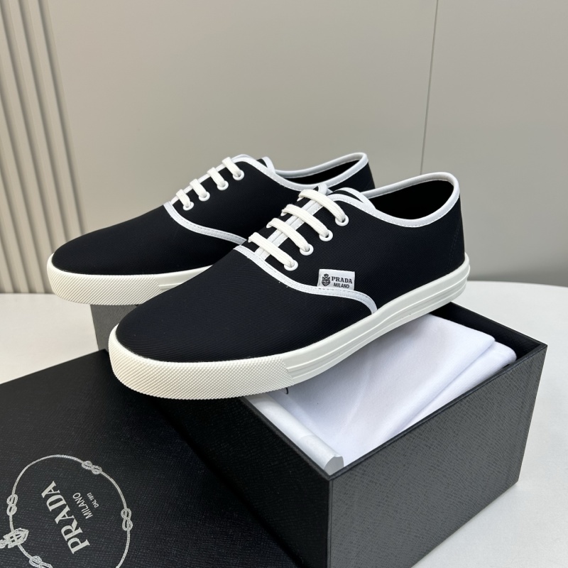Мужские кроссовки Prada