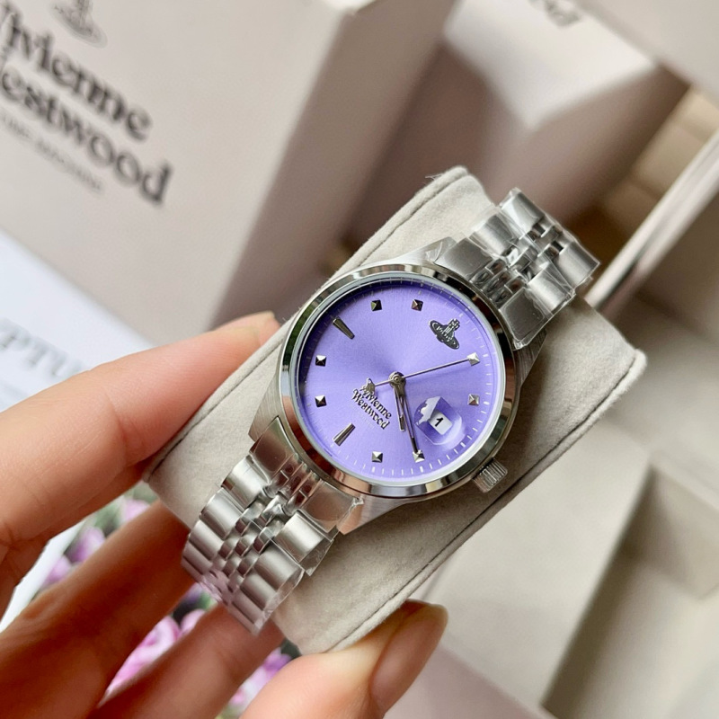 Часы Vivienne Westwood