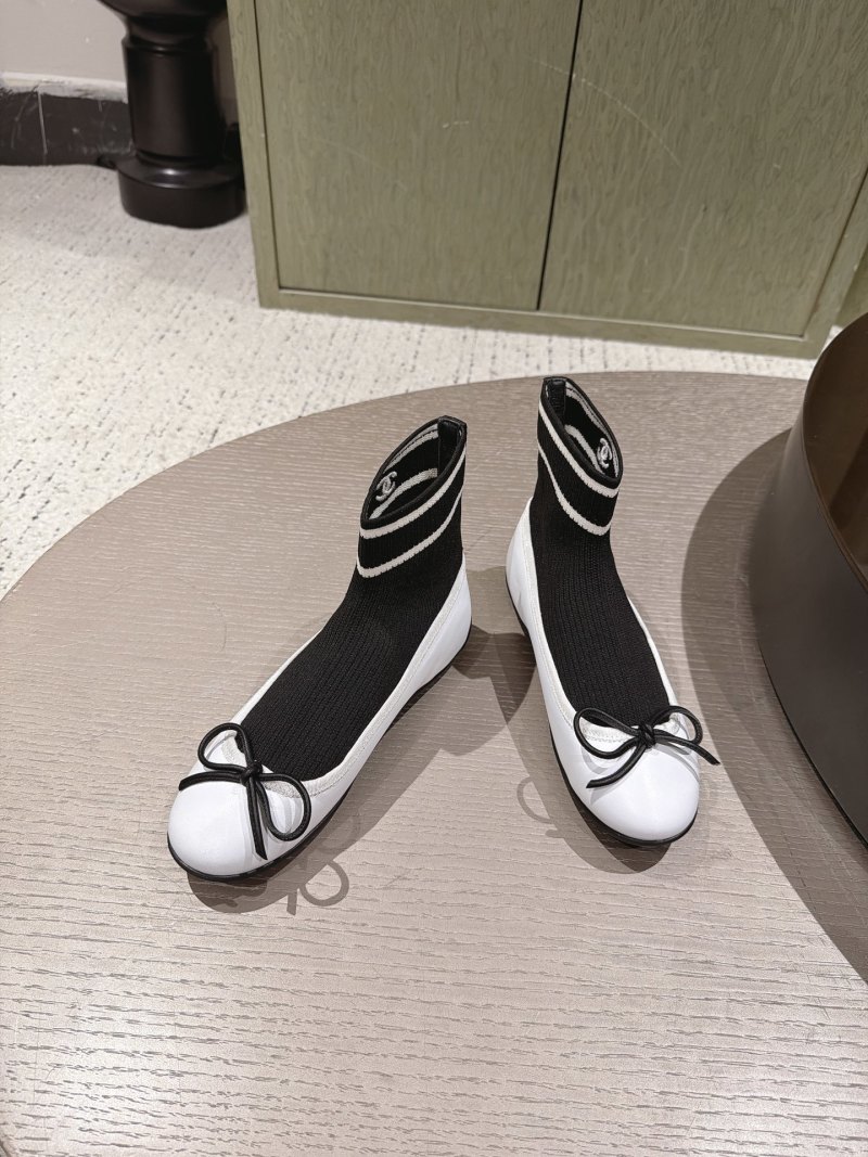Женские балетки Chanel с черно-белым бантом