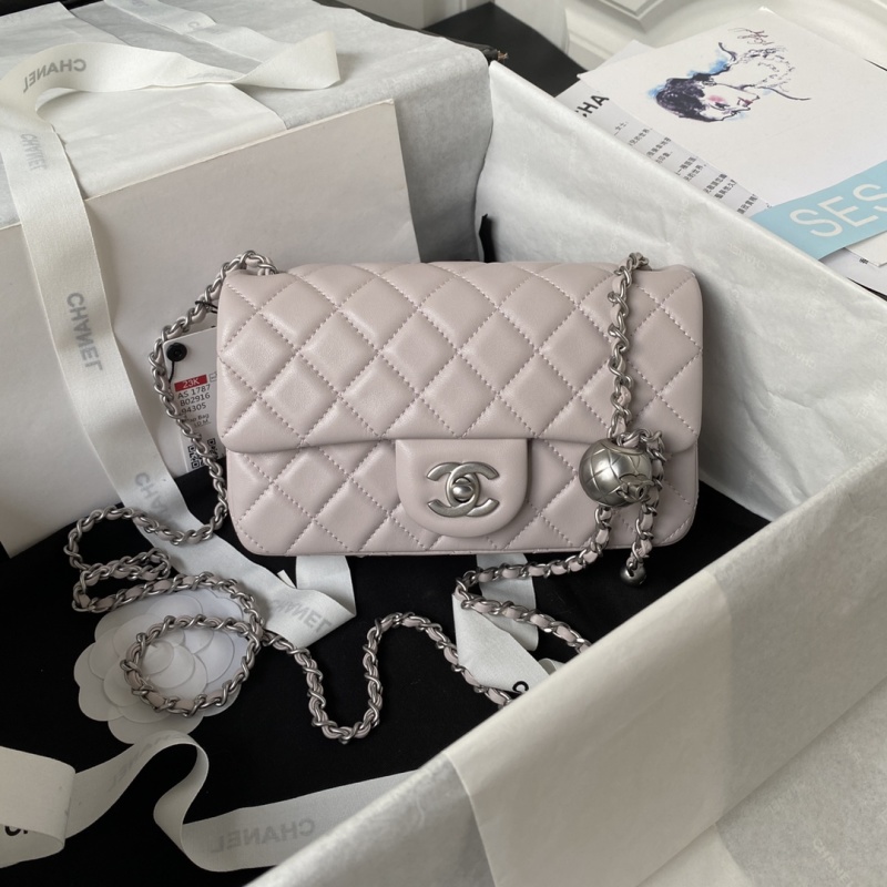 Женская сумка Chanel Classic Flap Mini со звонком