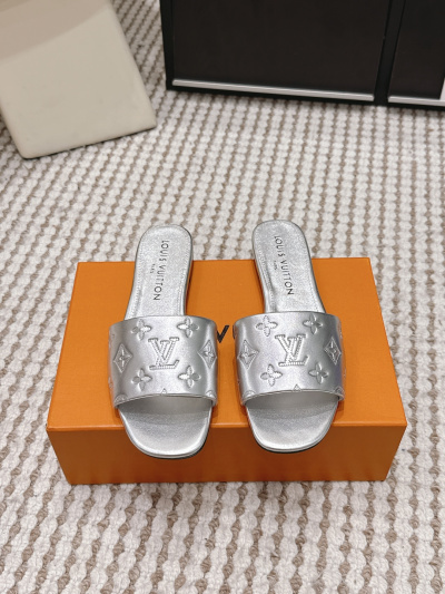 Шлёпки Louis Vuitton Isola