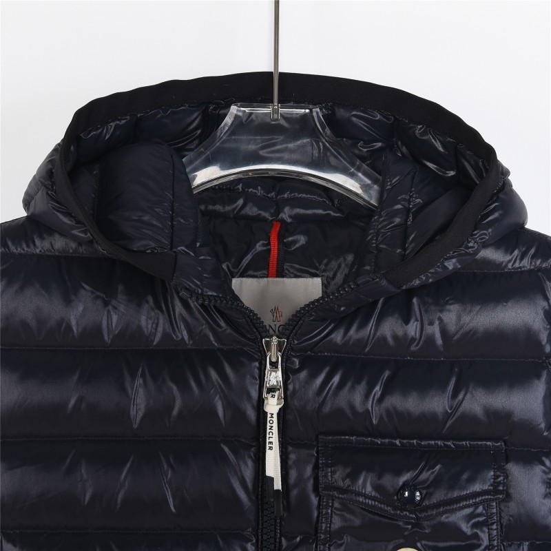 Жилет Moncler