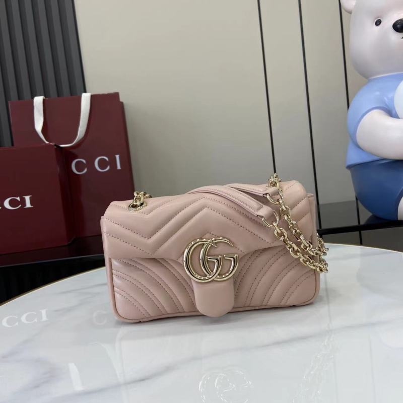 Сумка Gucci розовая с цепочкой