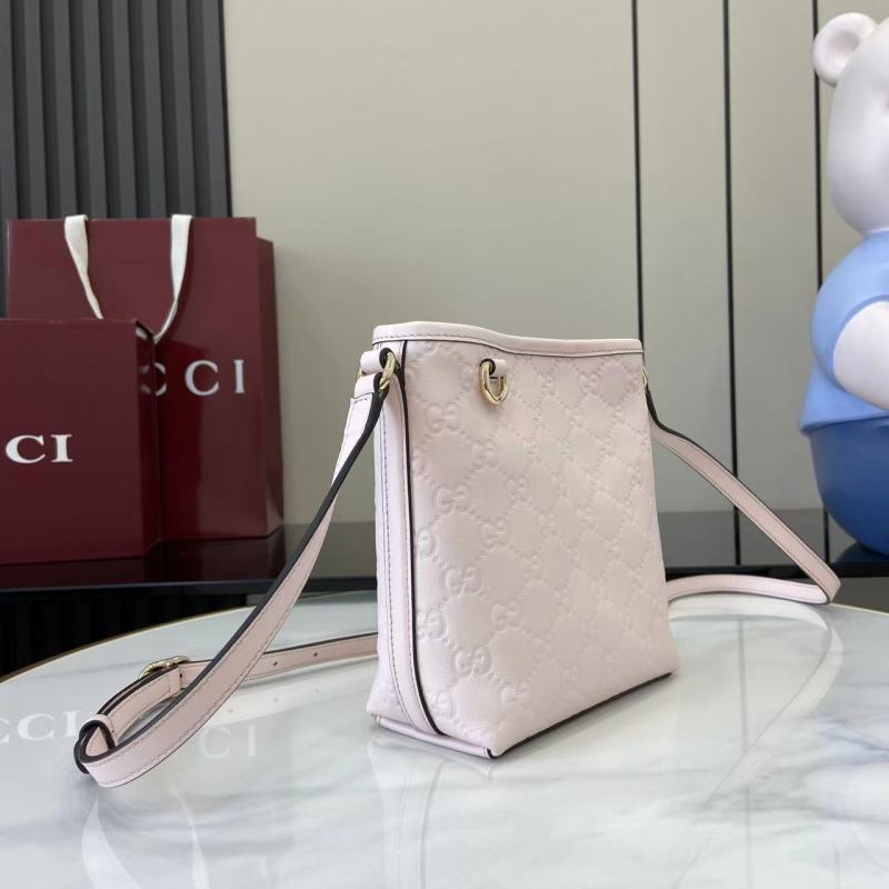 Сумка Gucci розовая с монограммой