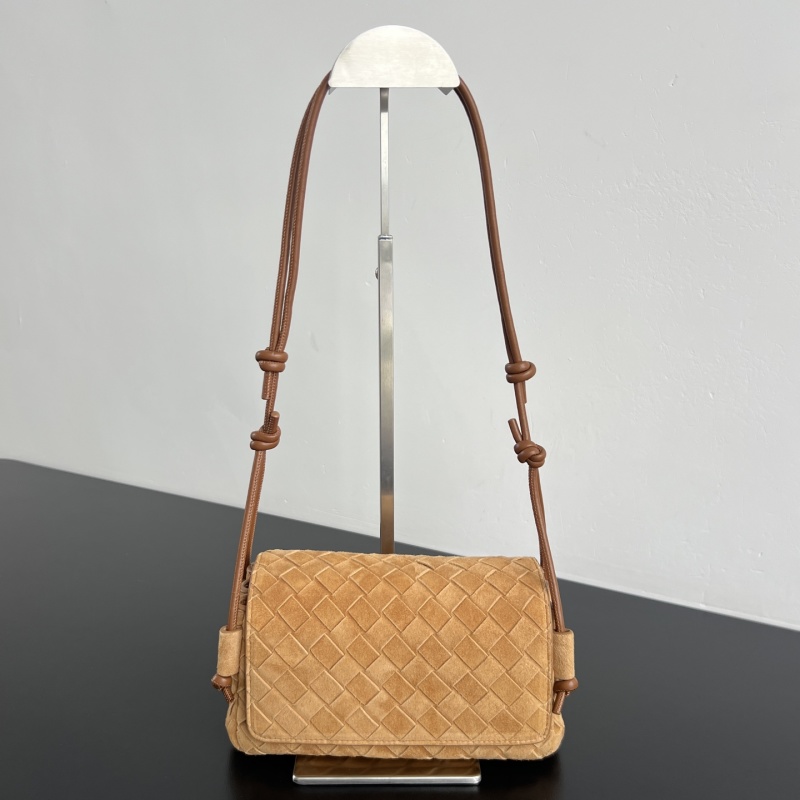 Сумка Bottega Veneta Notturno из замши