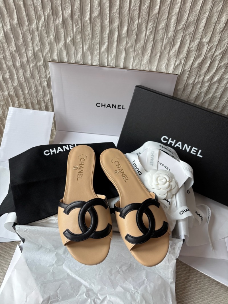 Мюли женские из натуральной кожи Chanel