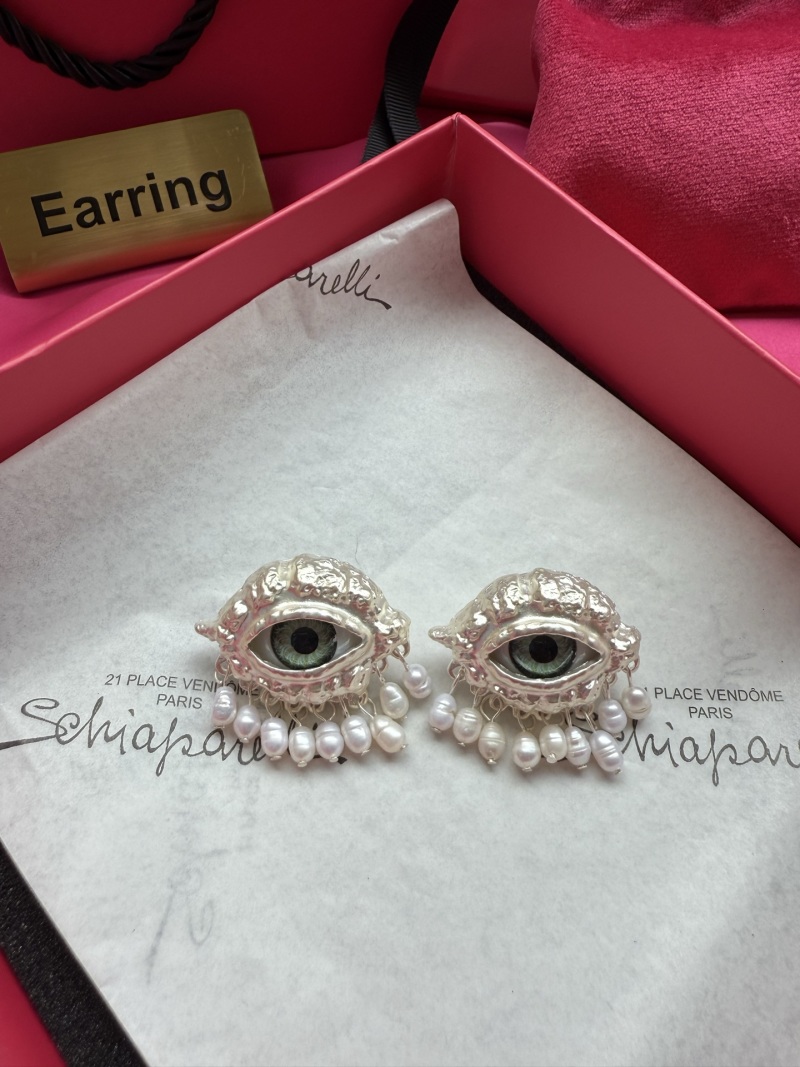 Серьги в виде глаз с жемчугом Schiaparelli