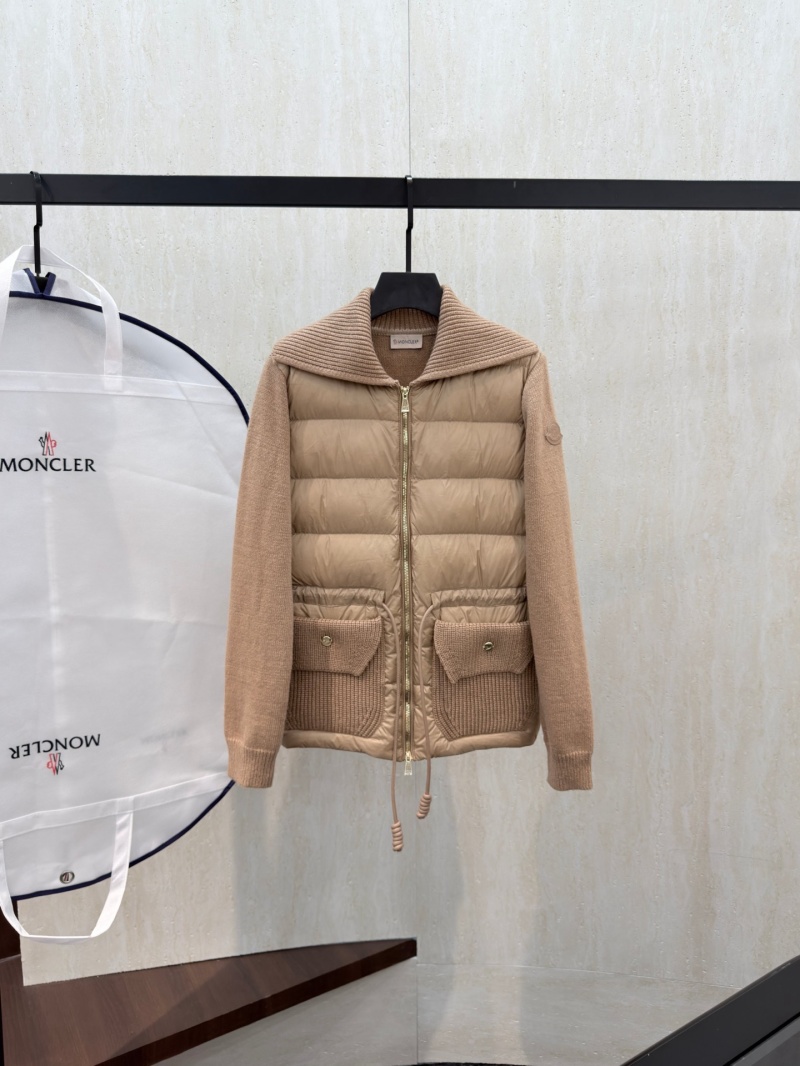 Пуховик Moncler