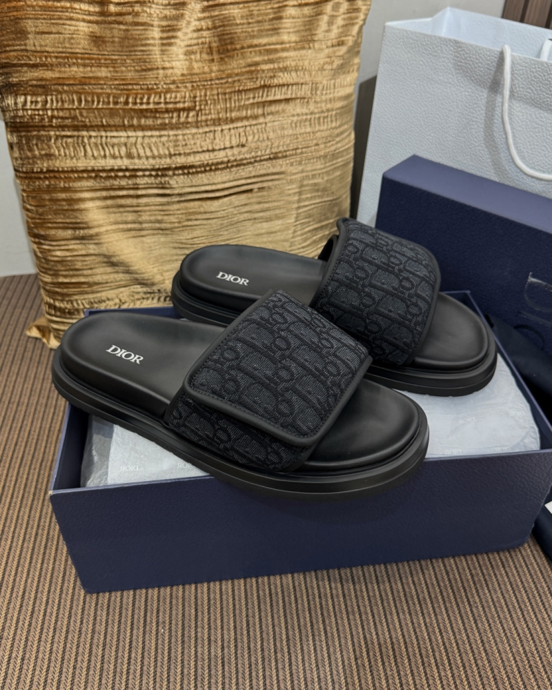 Слайды Dior мужские с классическим узором