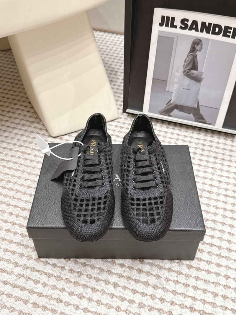 Кроссовки женские с плетеным верхом Prada