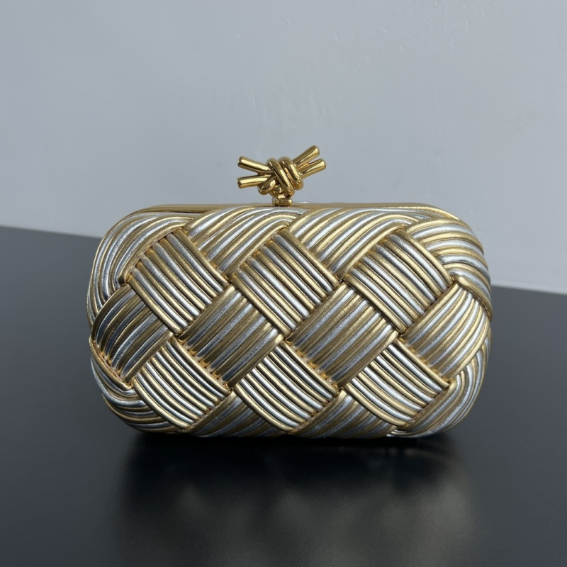 Сумки Bottega Veneta