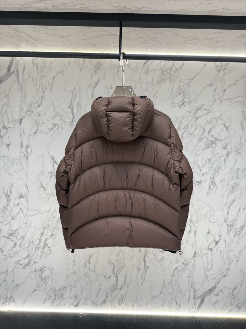Пуховик Moncler