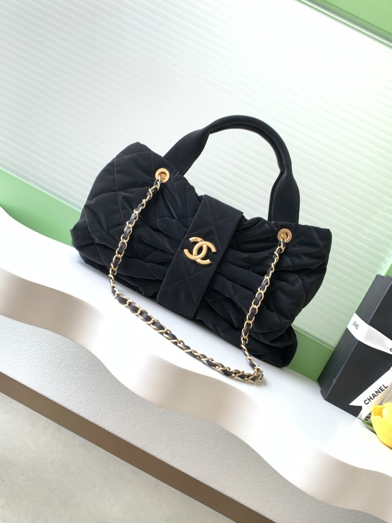 Стильная черная сумка с декоративным бантом и цепочкой Chanel