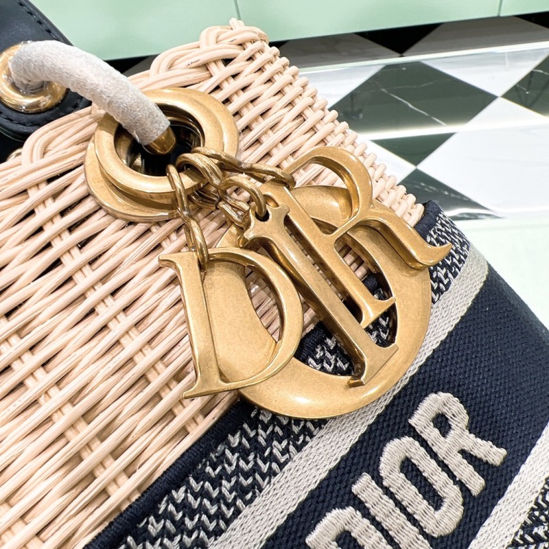 Плетеная женская сумка через плечо в стиле Lady Dior