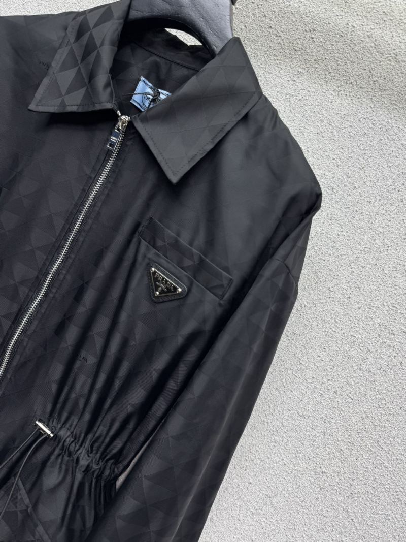 Лёгкая куртка Prada