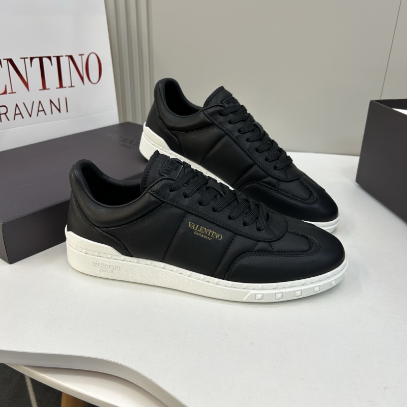 Черные кожаные кроссовки Valentino Garavani