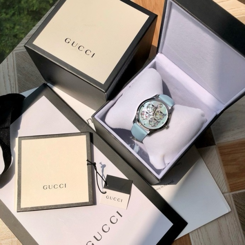 Часы Gucci