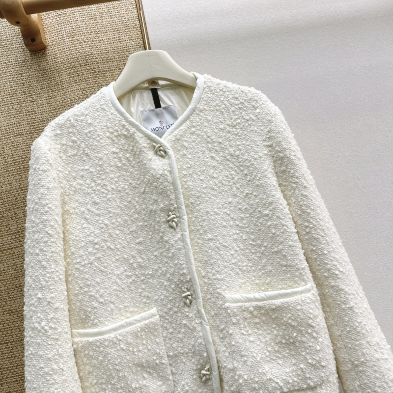 Пуховик Moncler
