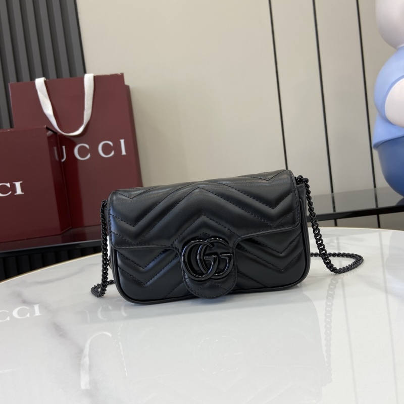Черная сумка Gucci с цепочкой
