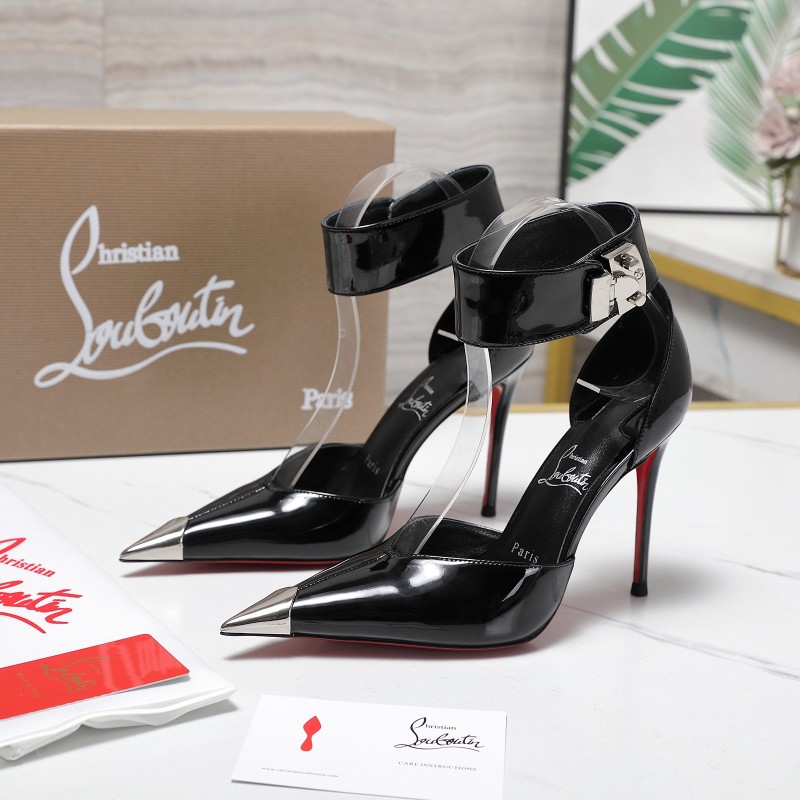 Женские черные лаковые сандалии на шпильке с красным подошвой Christian Louboutin