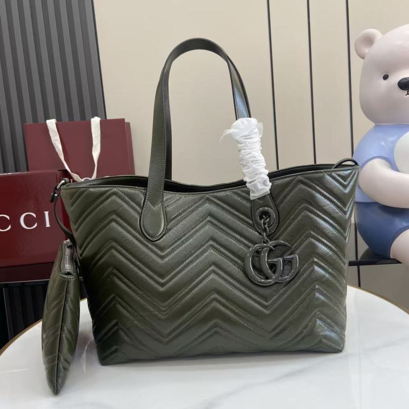 Сумка-тоут Gucci с кисточкой GG