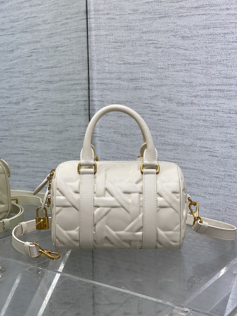Сумка-багет Dior White