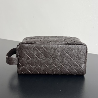 Путевая косметичка Bottega Veneta
