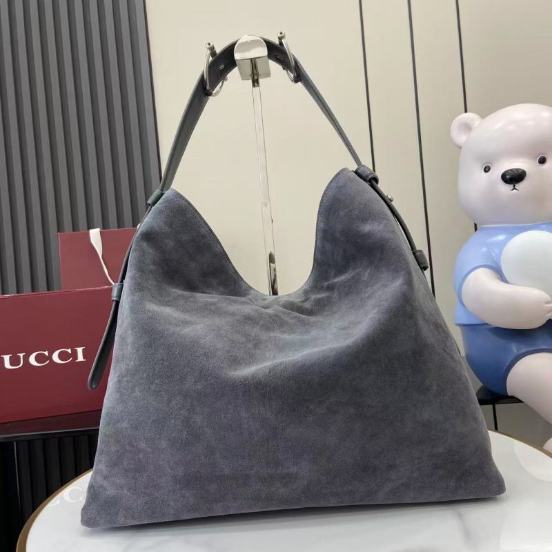 Сумка Gucci из замши