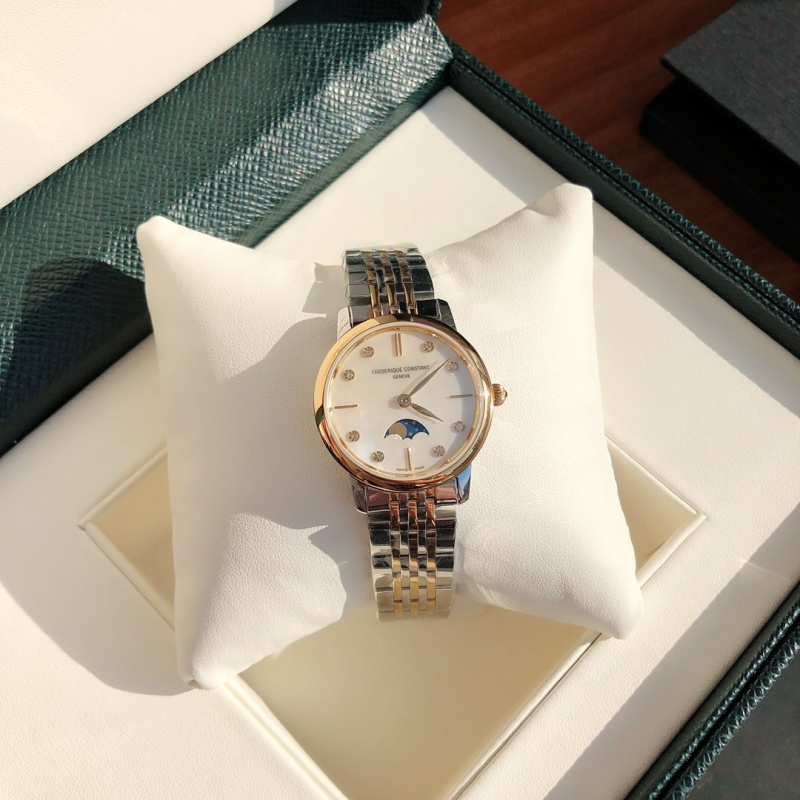Часы Swarovski