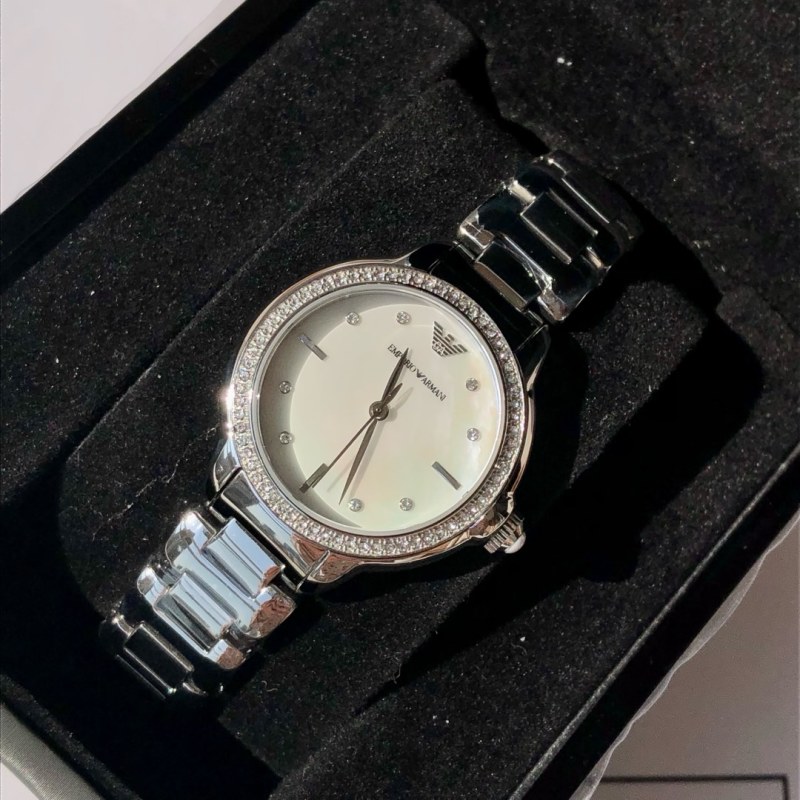 Часы Armani