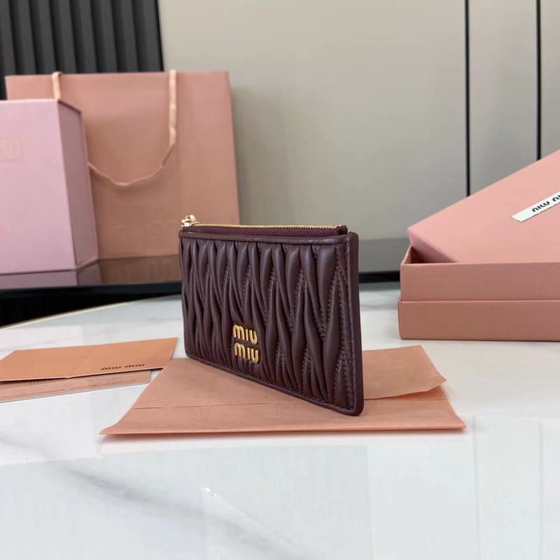 Портмоне Miu Miu с молнией