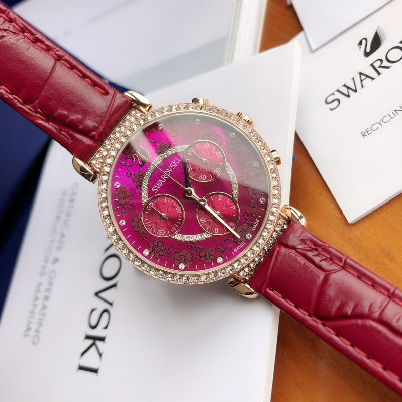 Часы Swarovski