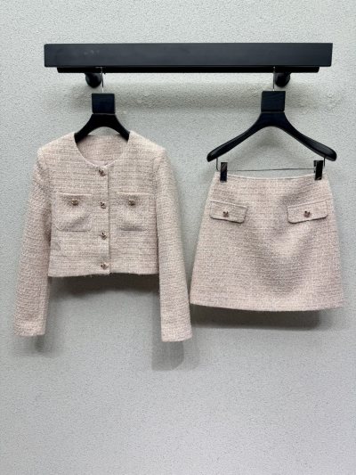 Костюм Chanel
