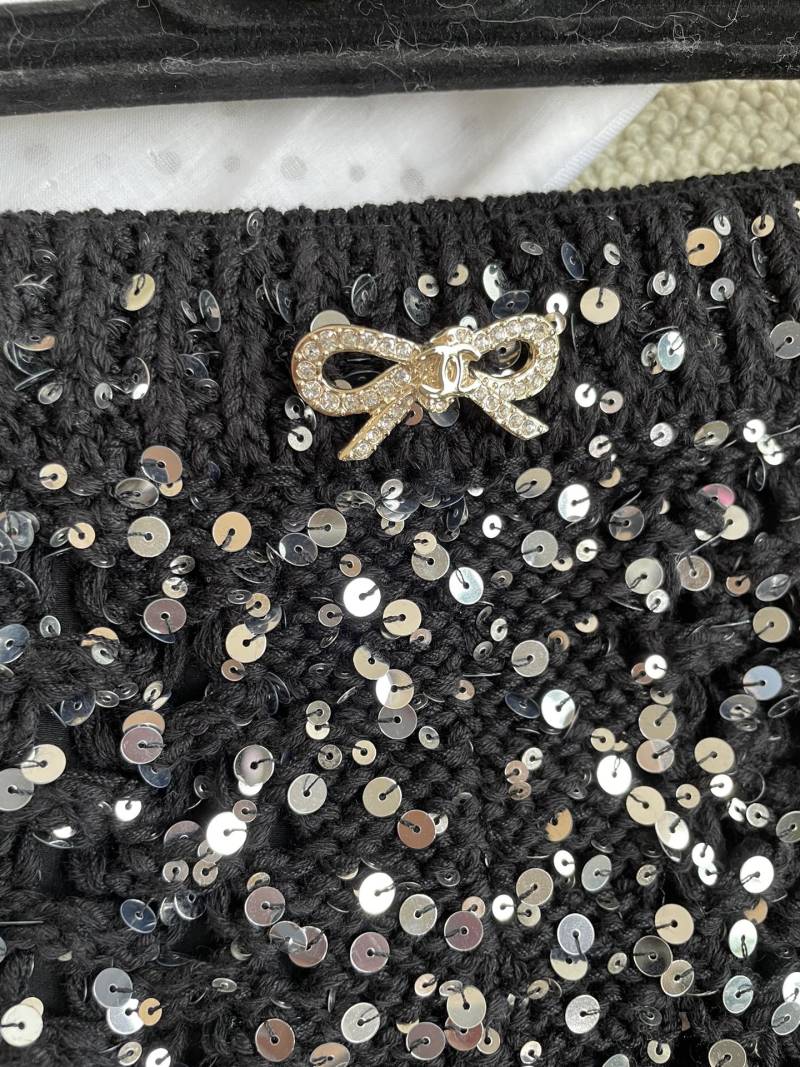 Шорты черные в пайетках Chanel